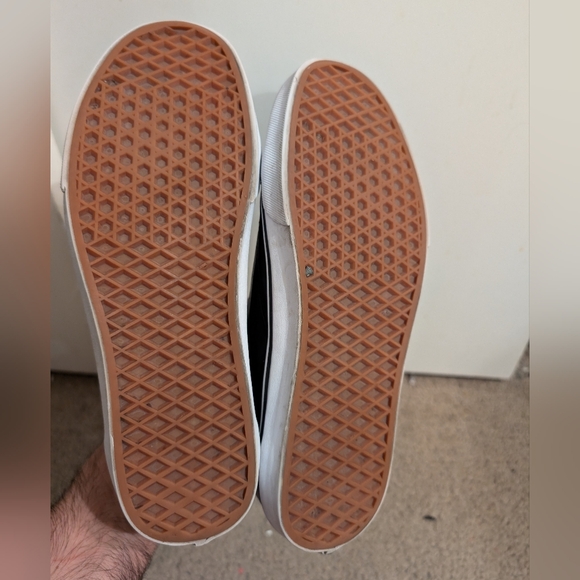 Vans black and white men size 11 - Picture 6 of 6